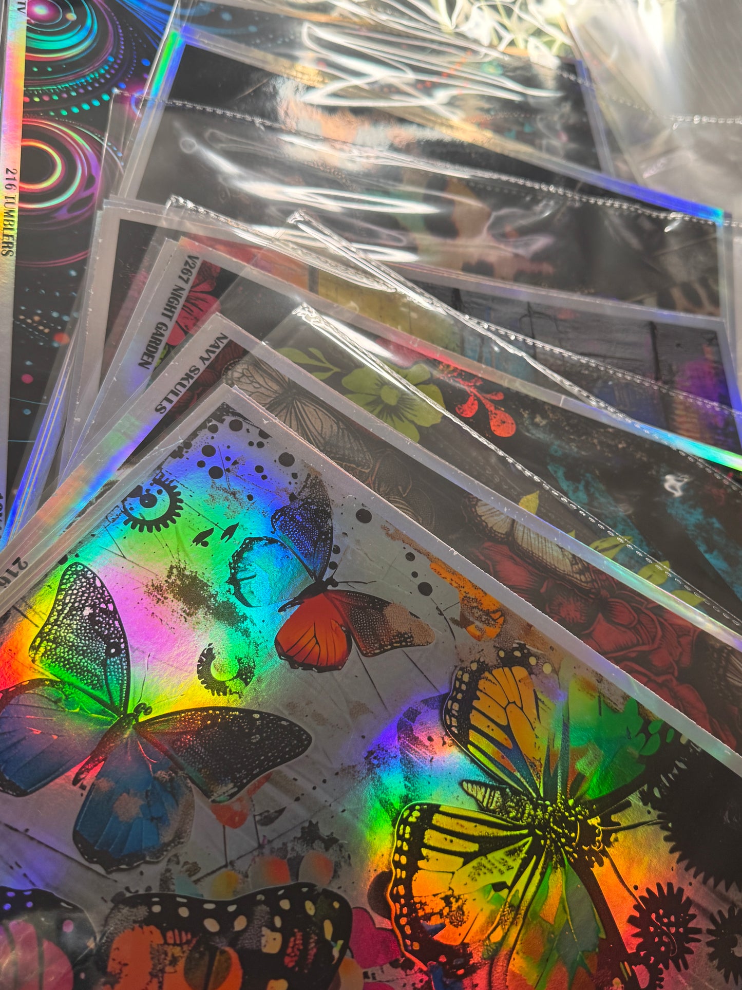 MYSTERY HOLOGRAPHIC VINYL PACKS